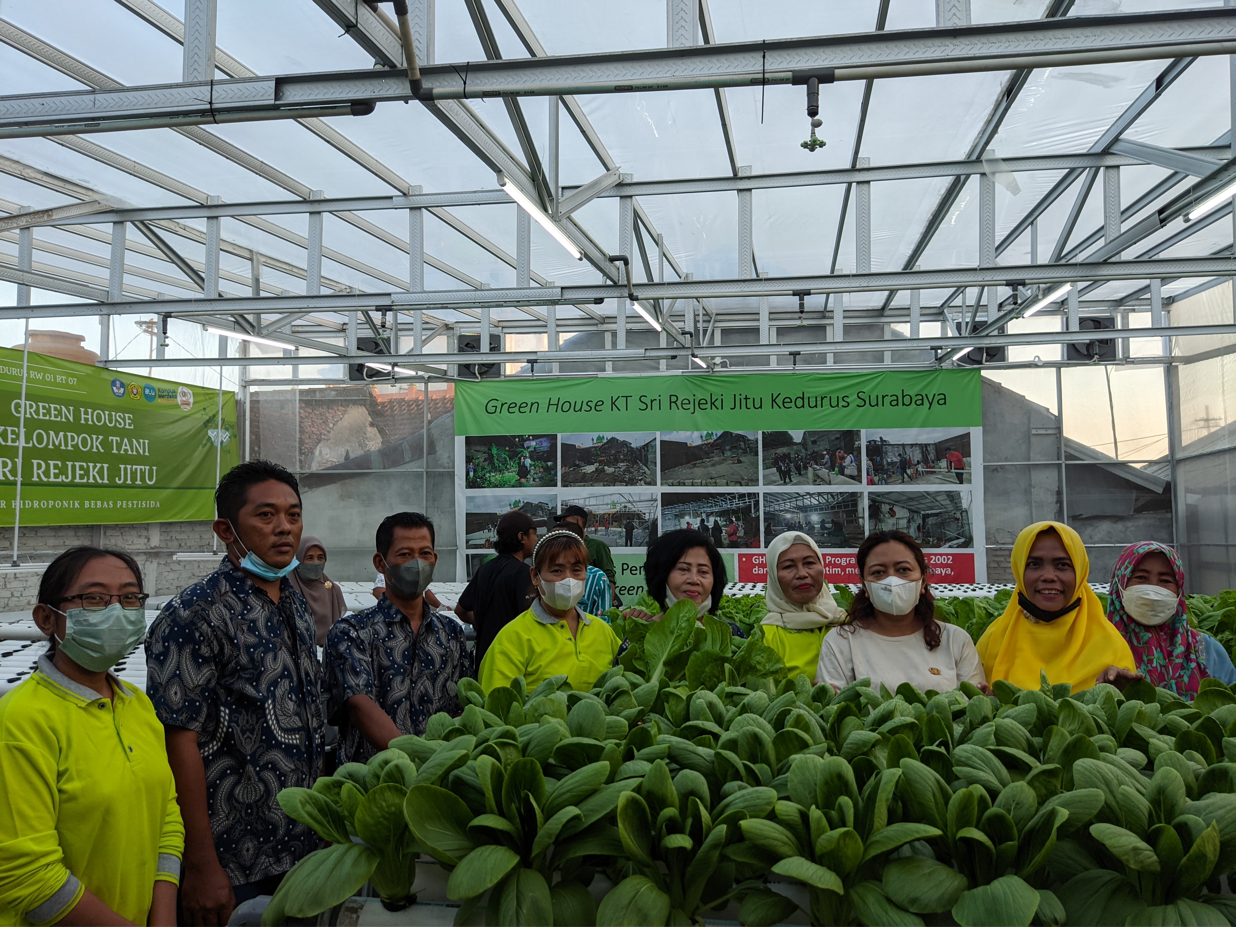 Resmikan Green House Sri Rejeki Jitu, Agatha Berharap Jadi Penyangga Ketahanan Pangan Warga